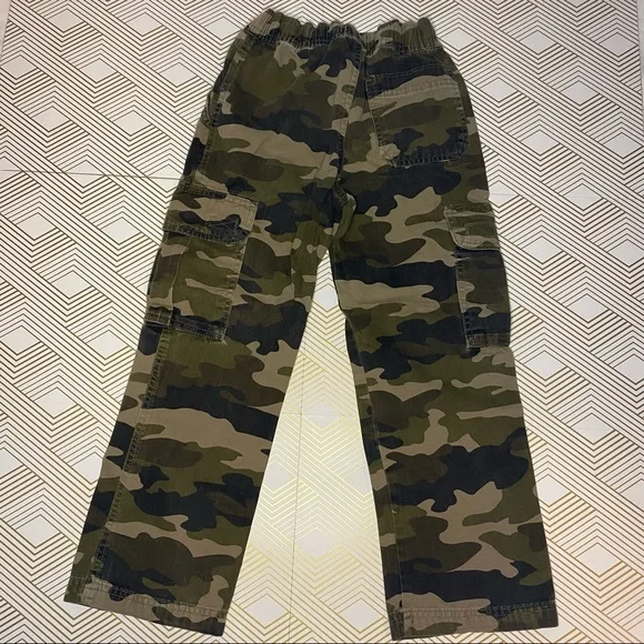Boys Children’s Place Camo Cargo Pants - Picture 3 of 7